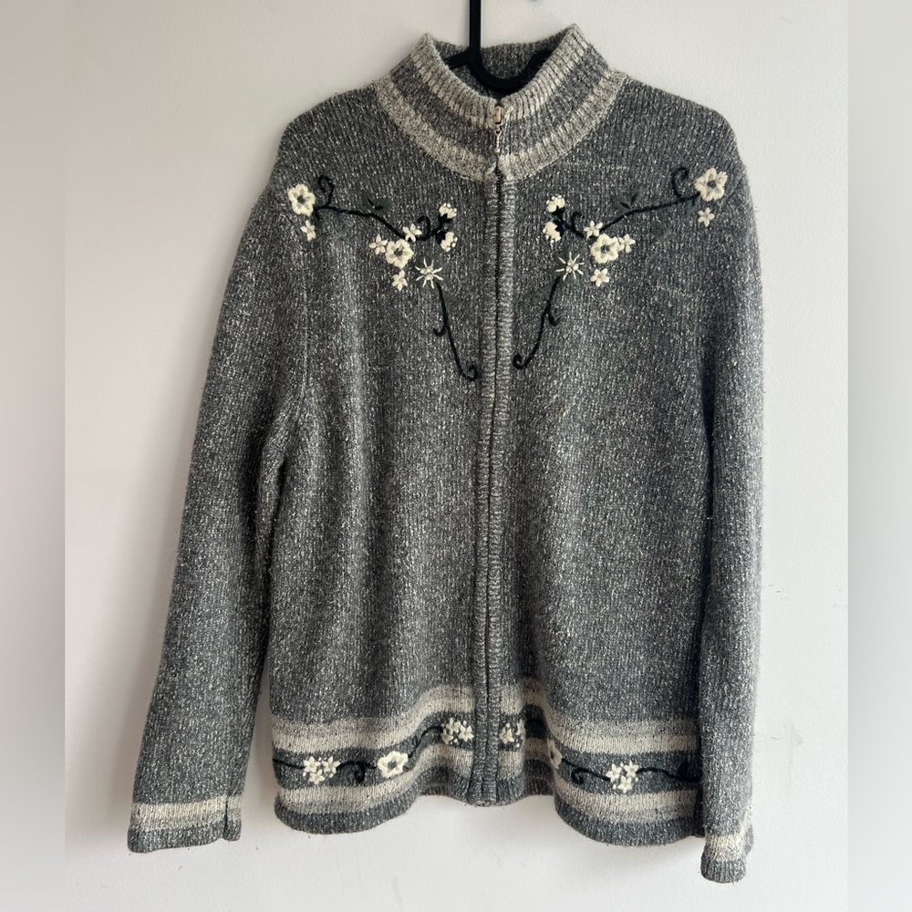 Angora Silk Sweater cardigan embroidery women size Medium cottage core